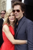Kyra Sedgwick celebra junto a su esposo Kevin Bacon